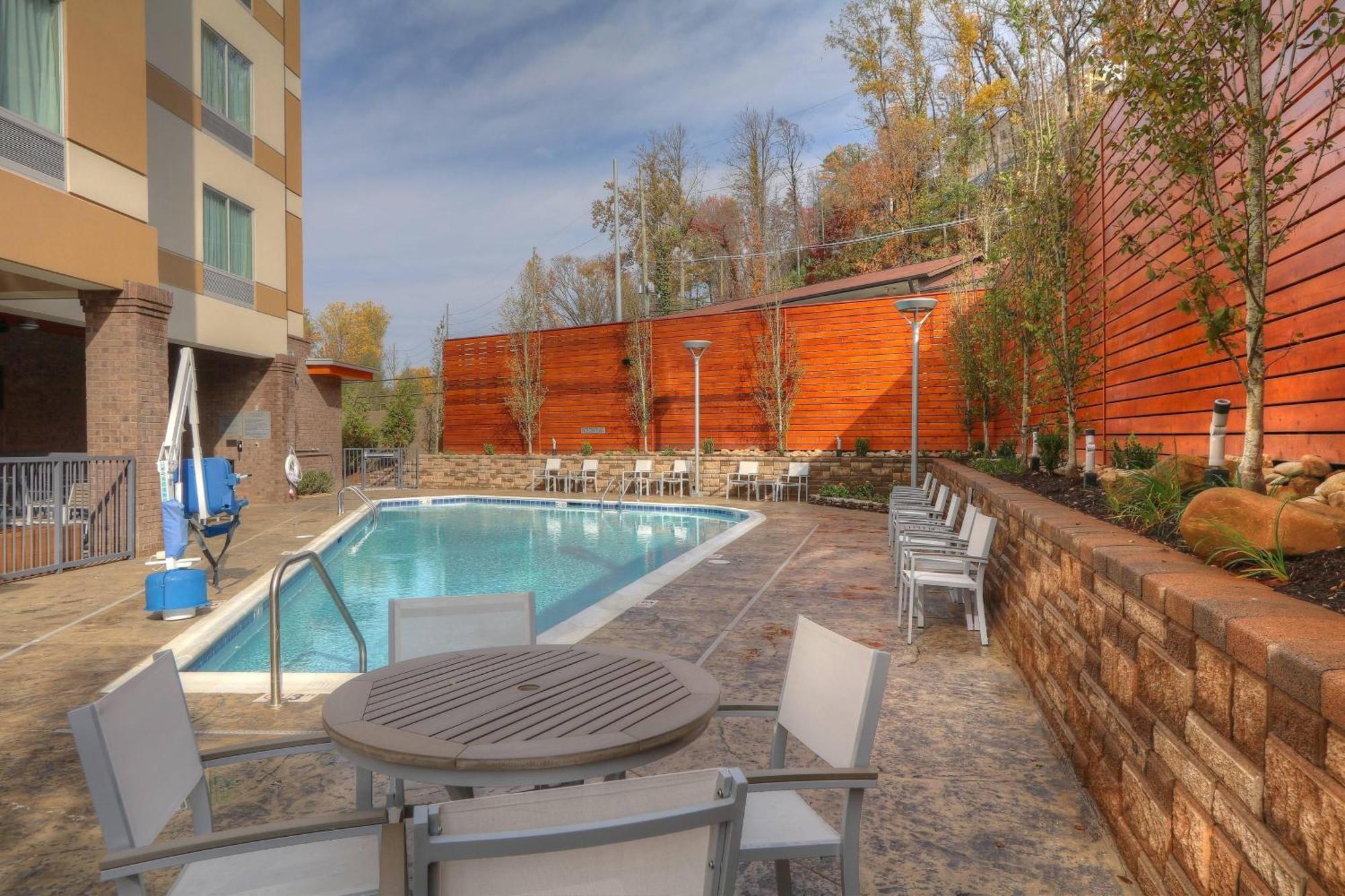 Fairfield Inn & Suites By Marriott Gatlinburg Downtown Экстерьер фото